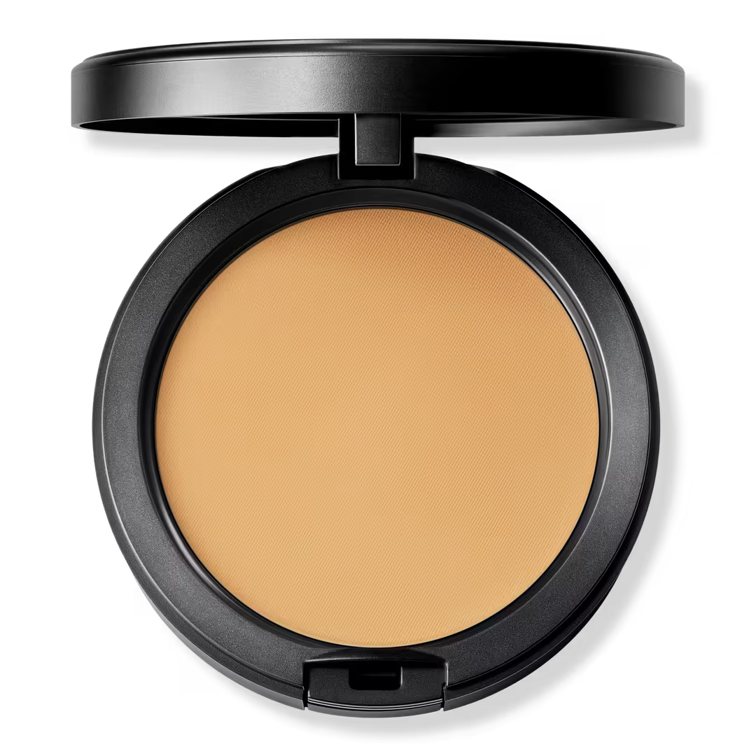 MAC Studio Fix powder plus foundation oil control